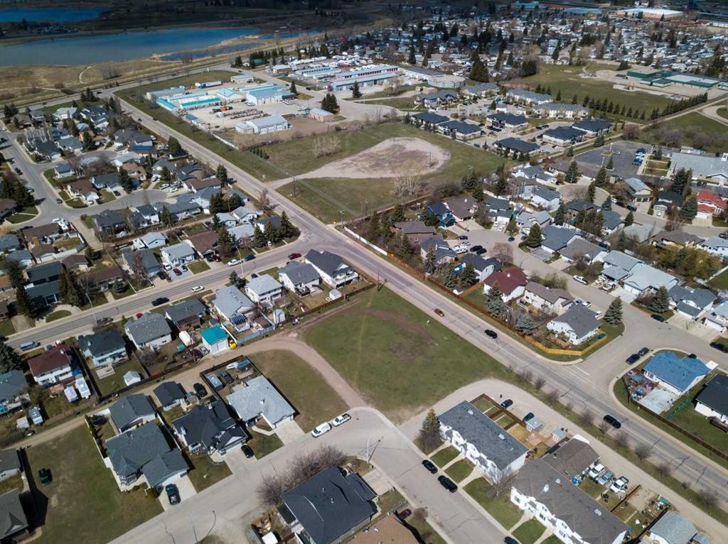 346 Parkview Estates, Strathmore, AB