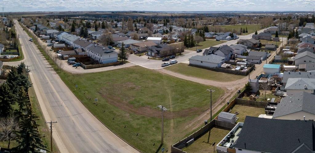 346 Parkview Estates, Strathmore, AB