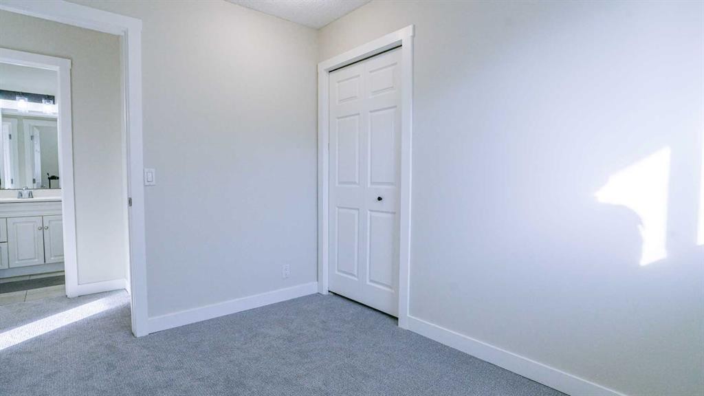 28 Castleridge Crescent Ne, Calgary, AB