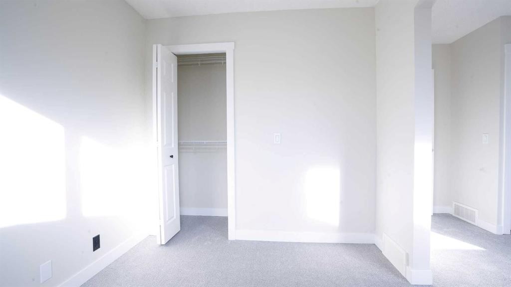 28 Castleridge Crescent Ne, Calgary, AB