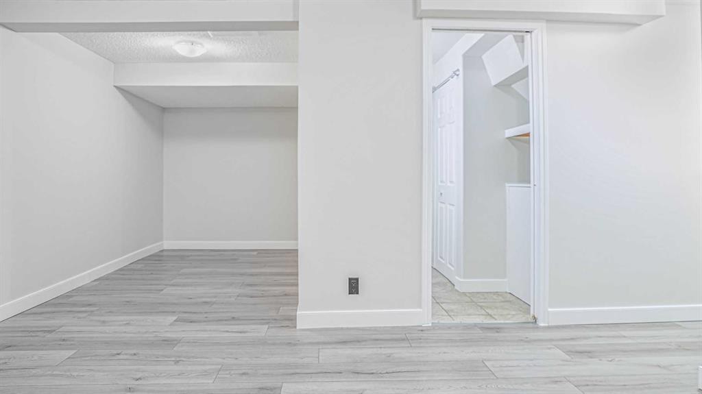 28 Castleridge Crescent Ne, Calgary, AB