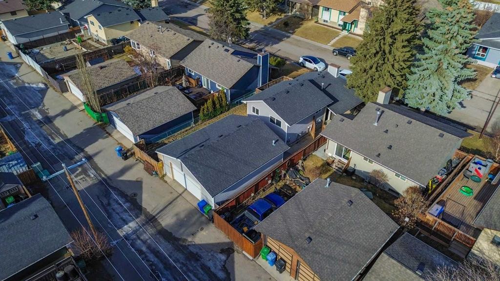 28 Castleridge Crescent Ne, Calgary, AB