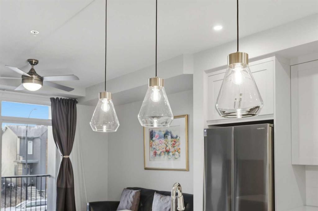 4210-200 Seton Circle Se, Calgary, AB - Indoor Photo Showing Other Room