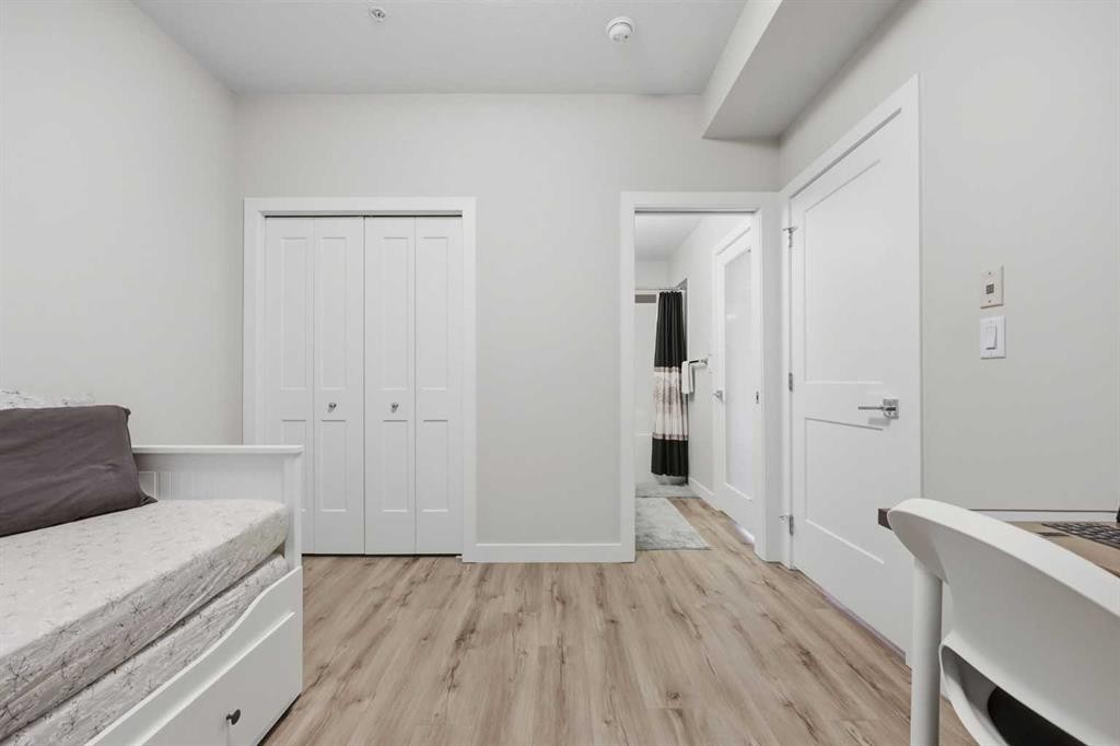 4210-200 Seton Circle Se, Calgary, AB - Indoor