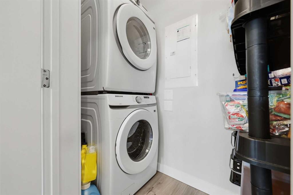 4210-200 Seton Circle Se, Calgary, AB - Indoor Photo Showing Laundry Room