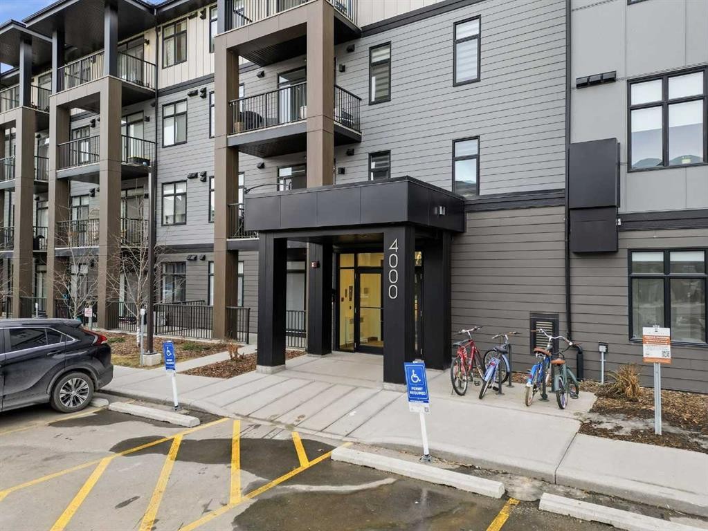 4210-200 Seton Circle Se, Calgary, AB - Outdoor With Balcony