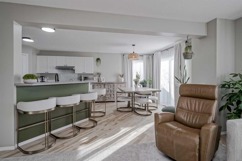 67 Silver Springs Way Nw, Airdrie, AB - Indoor