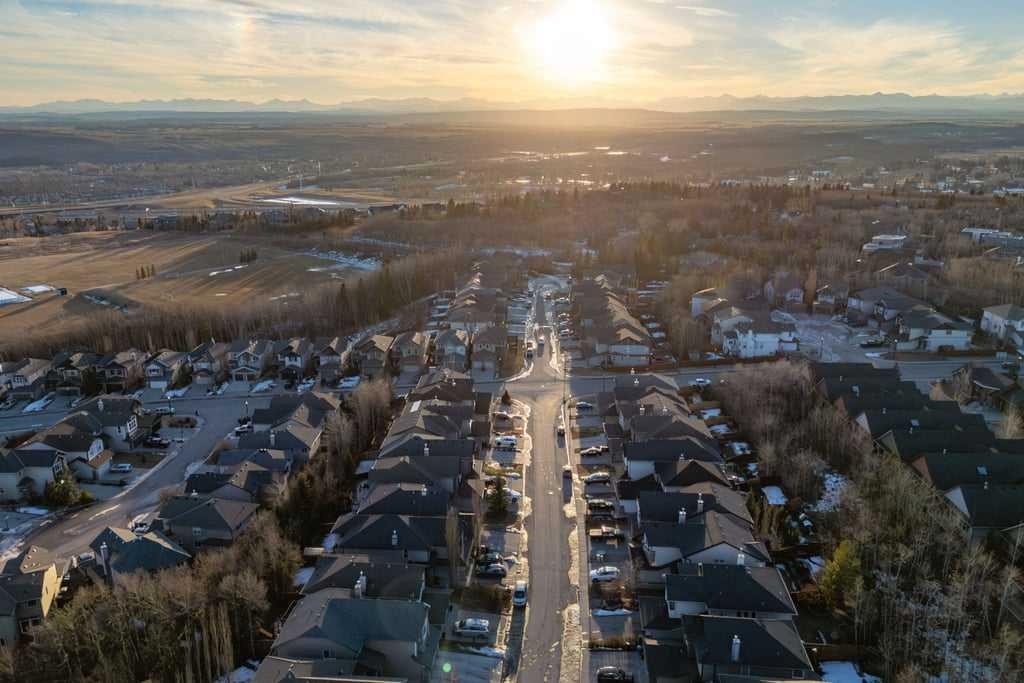 59 Cortina Way Sw, Calgary, AB - Outdoor With View