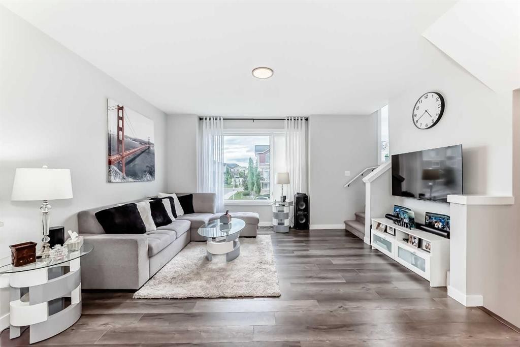 71 Skyview Ranch Avenue Ne, Calgary, AB - Indoor Photo Showing Living Room