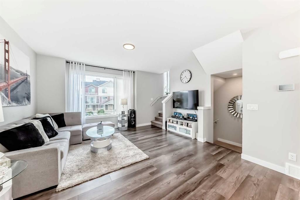 71 Skyview Ranch Avenue Ne, Calgary, AB - Indoor Photo Showing Living Room