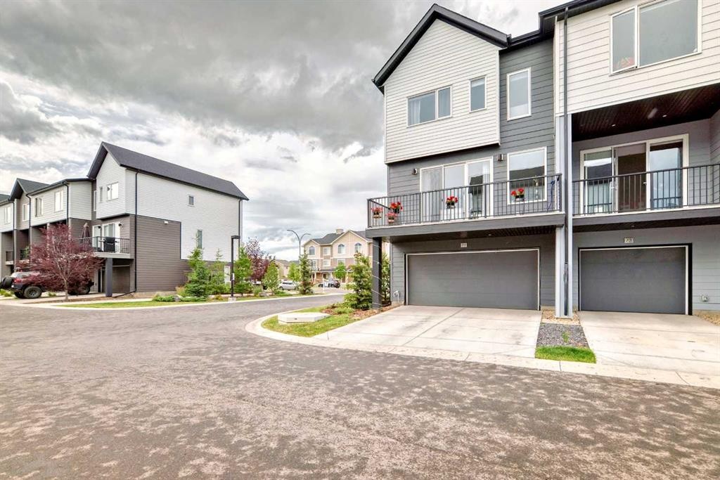 71 Skyview Ranch Avenue Ne, Calgary, AB - Outdoor