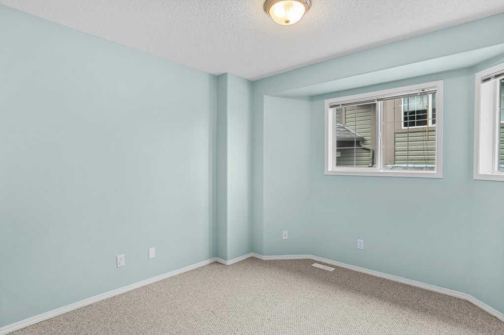 3-819 Wilson Way, Canmore, AB