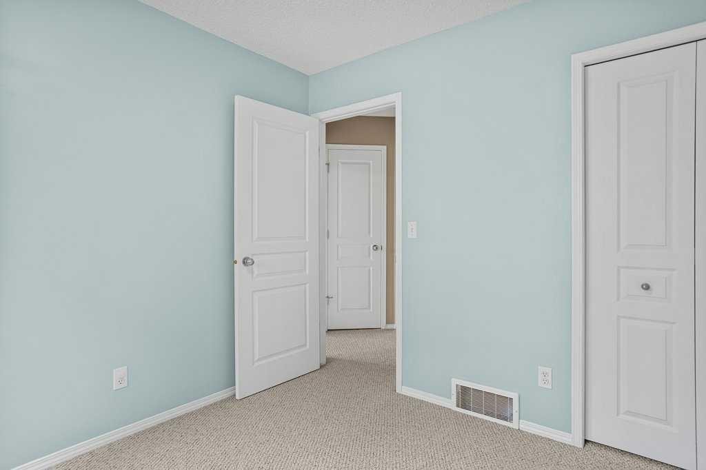 3-819 Wilson Way, Canmore, AB