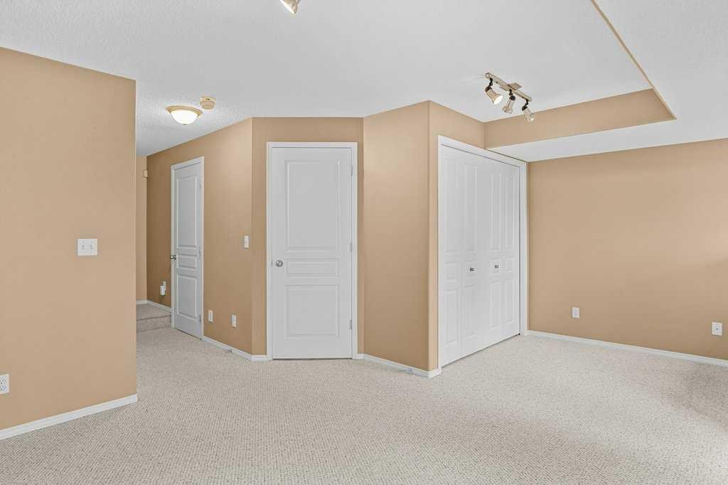 3-819 Wilson Way, Canmore, AB