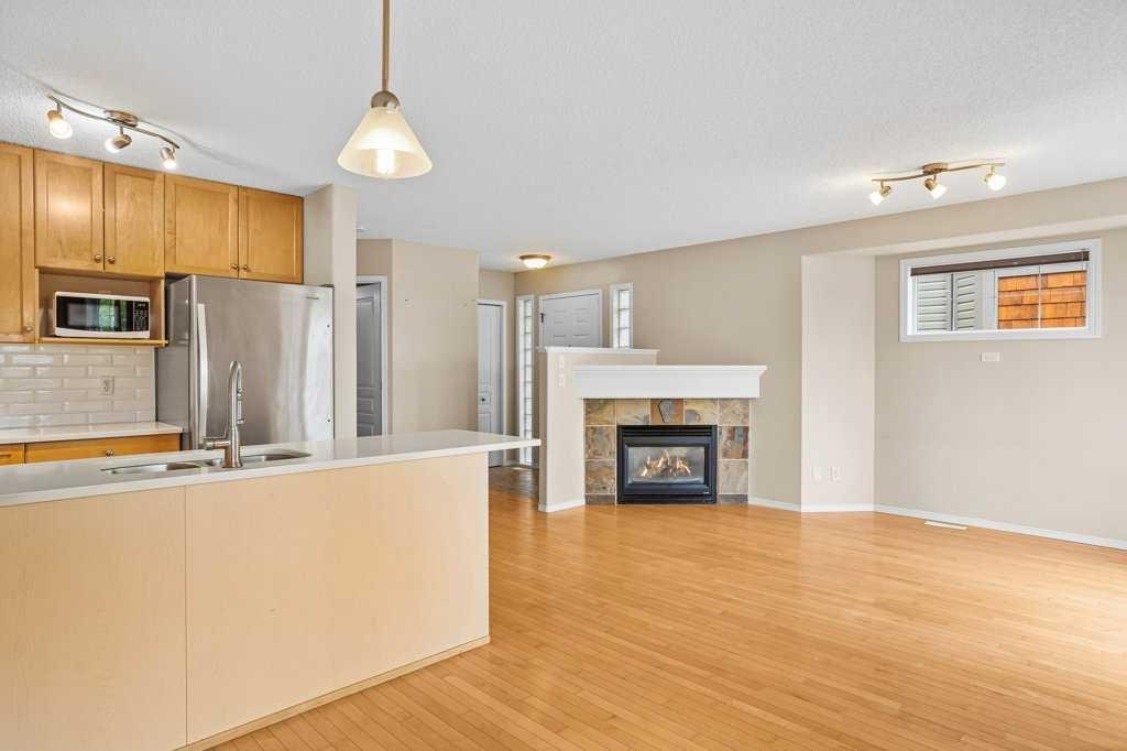 3-819 Wilson Way, Canmore, AB