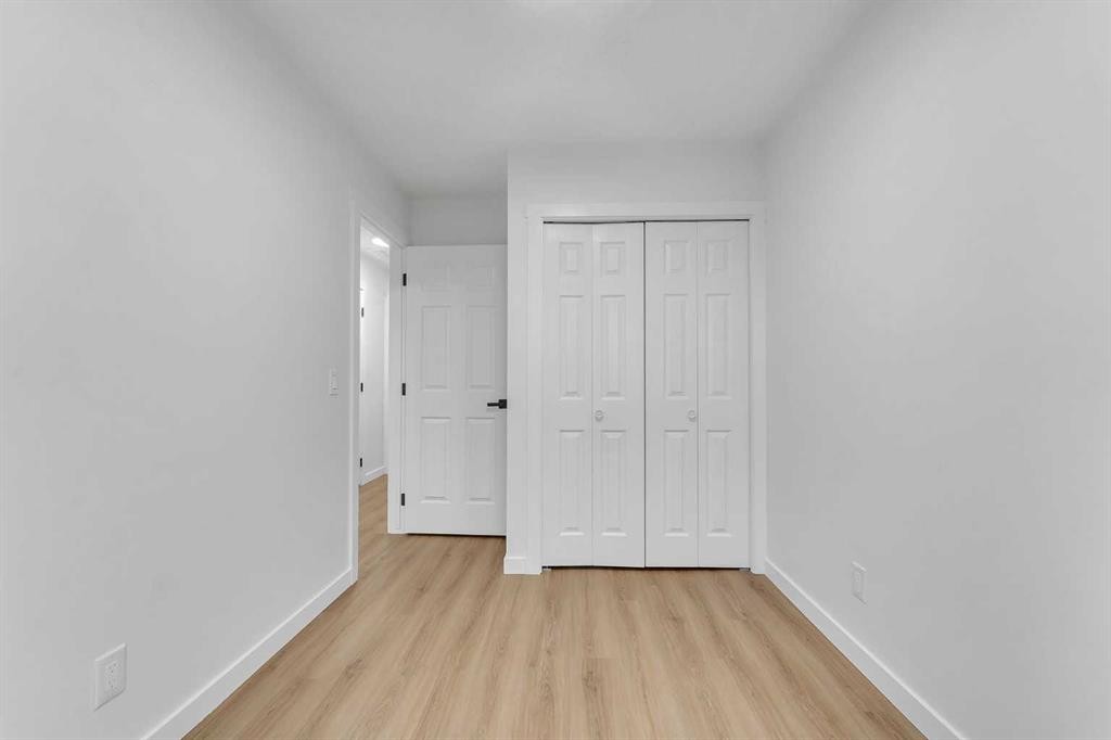 63 Penworth Close Se, Calgary, AB - Indoor Photo Showing Other Room
