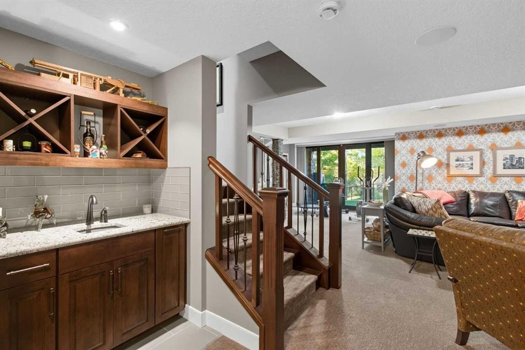 41 Evergreen Mount Sw, Calgary, AB - Indoor Photo Showing Other Room