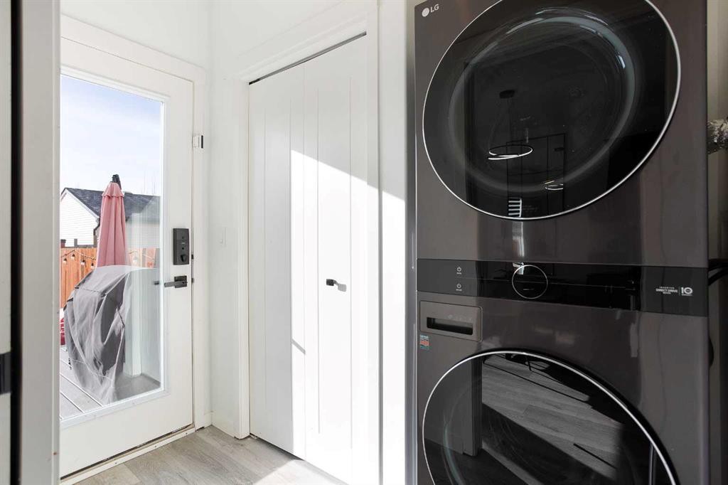 247 Cranford Way Se, Calgary, AB - Indoor Photo Showing Laundry Room