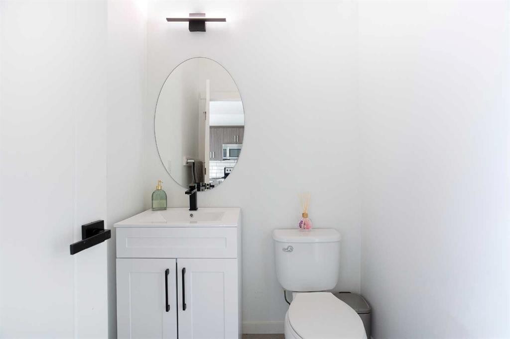 247 Cranford Way Se, Calgary, AB - Indoor Photo Showing Bathroom