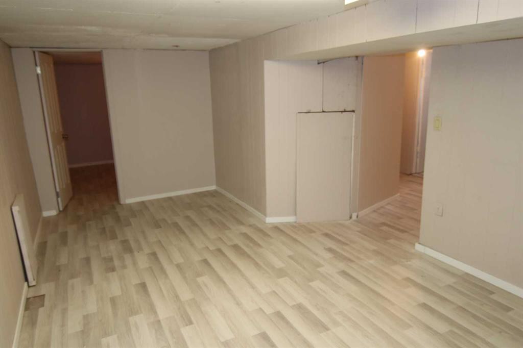 4008 2 Street Nw, Calgary, AB - Indoor Photo Showing Other Room