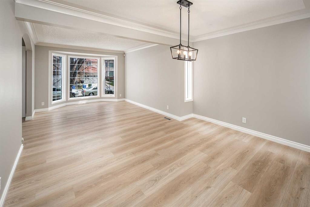 79 Hamptons Heights Nw, Calgary, AB - Indoor