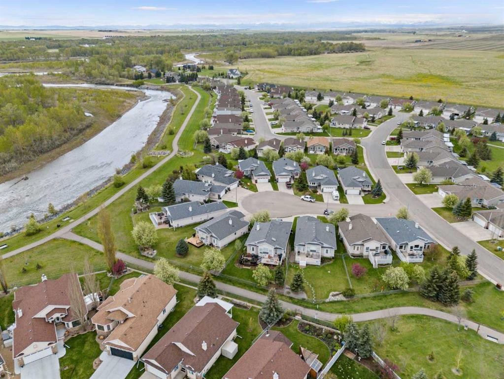 310 Riverside Garden Nw, High River, AB - Outdoor With View