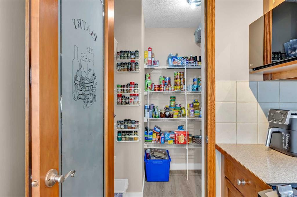 71 Eversyde Heath Sw, Calgary, AB - Indoor