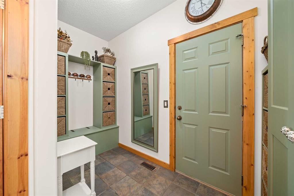 122 Hidden Creek Heights Nw, Calgary, AB - Indoor Photo Showing Other Room