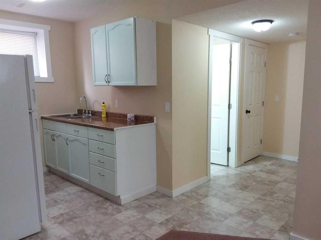 84 Tarington Way Ne, Calgary, AB - Indoor Photo Showing Other Room