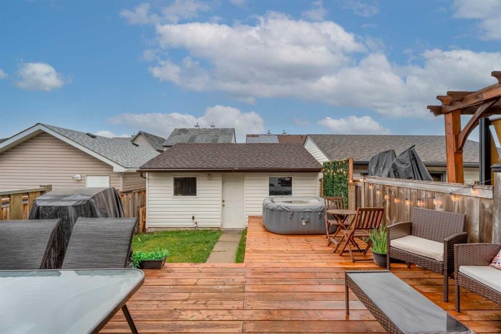 242 Elgin Place Se, Calgary, AB - Outdoor With Deck Patio Veranda With Exterior