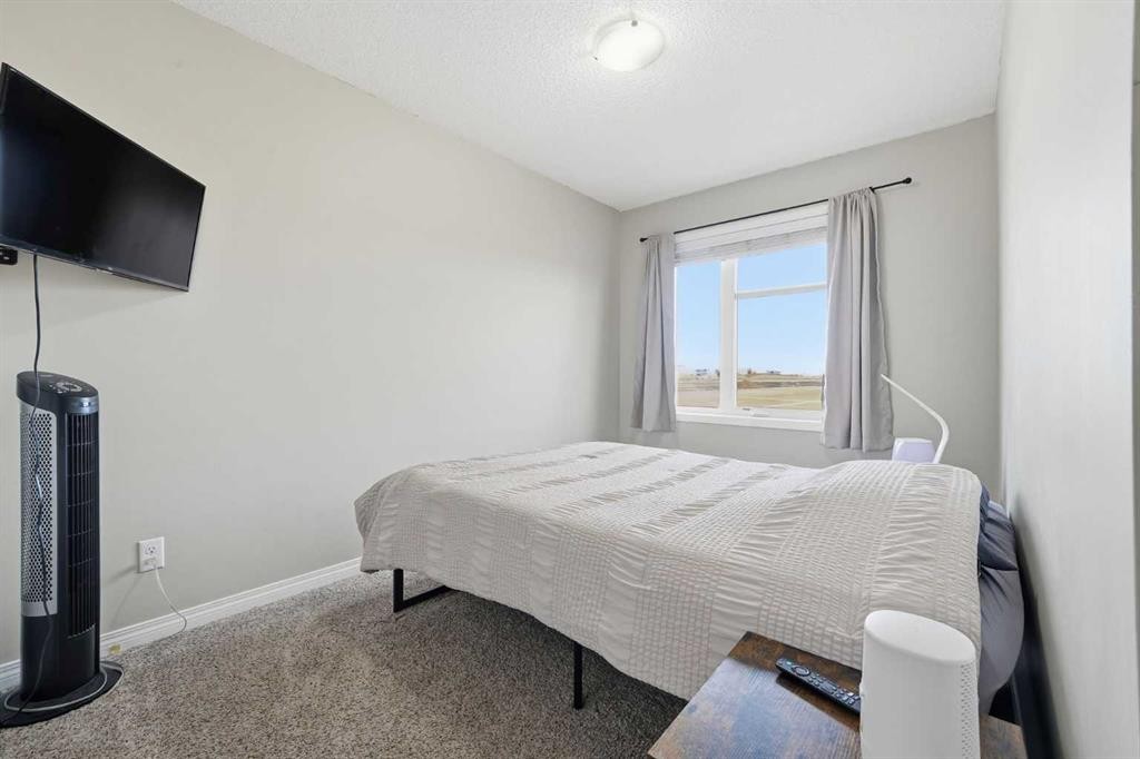 67 Cityscape Gate Ne, Calgary, AB - Indoor Photo Showing Bedroom