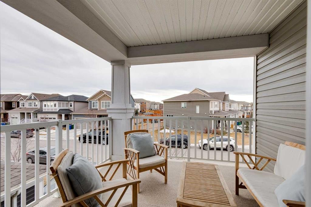 22 Osborne Common Sw, Airdrie, AB - Outdoor With Exterior