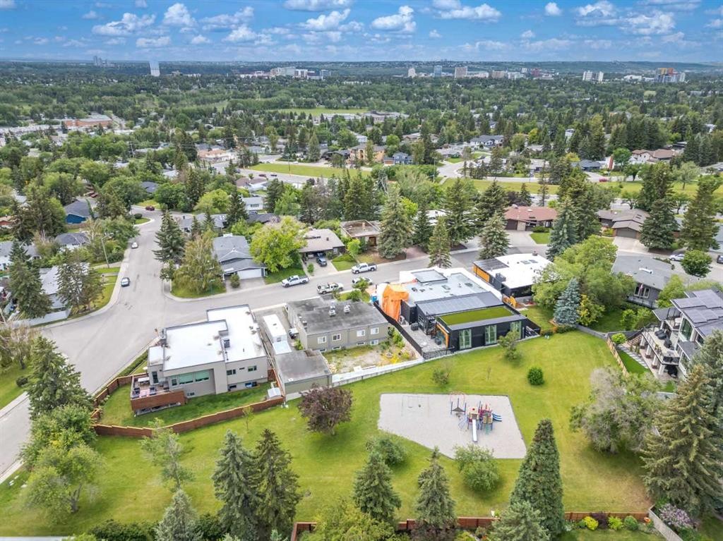 111 Cambrian Drive Nw, Calgary, AB - Outdoor With View