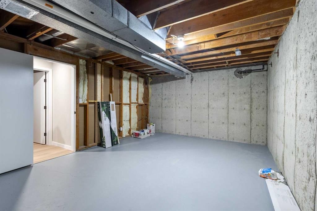 236 Silverview Way Nw, Calgary, AB - Indoor Photo Showing Basement