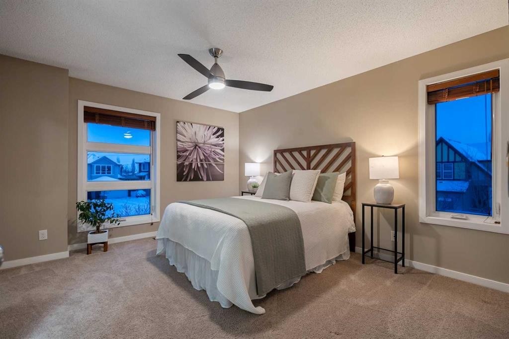 118 Walden Manor Se, Calgary, AB - Indoor Photo Showing Bedroom