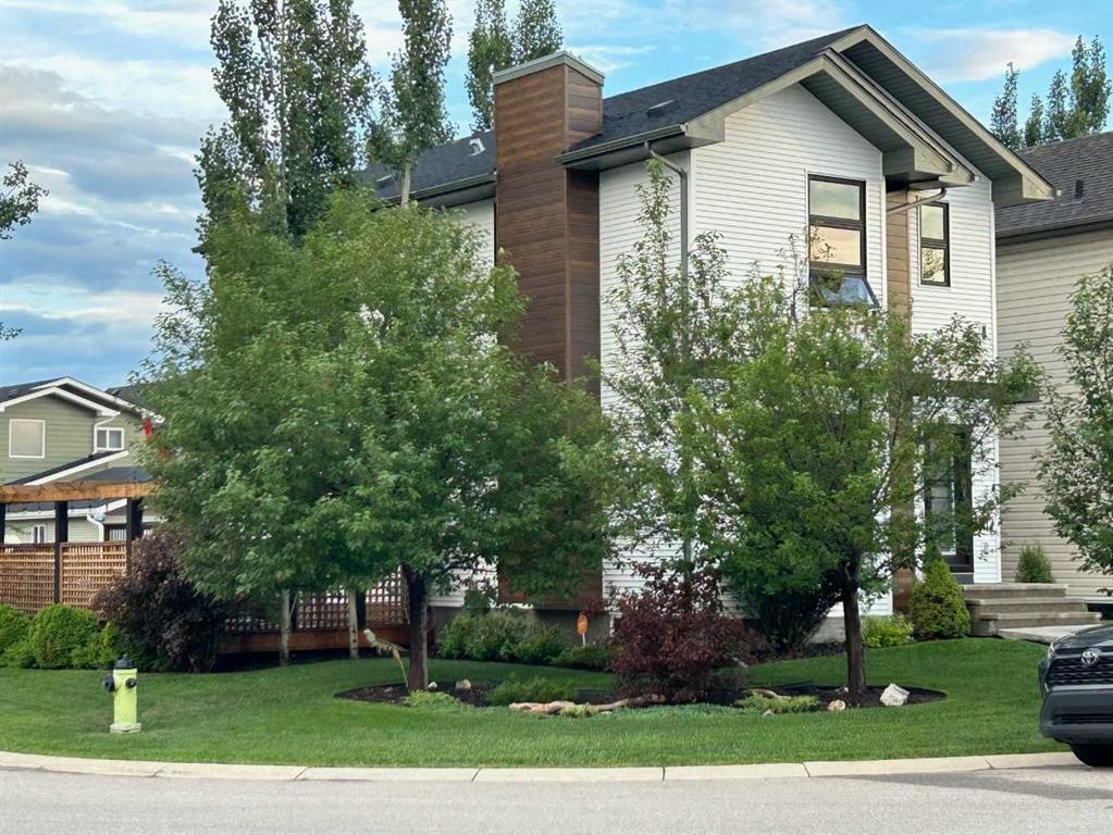 118 Walden Manor Se, Calgary, AB - Outdoor