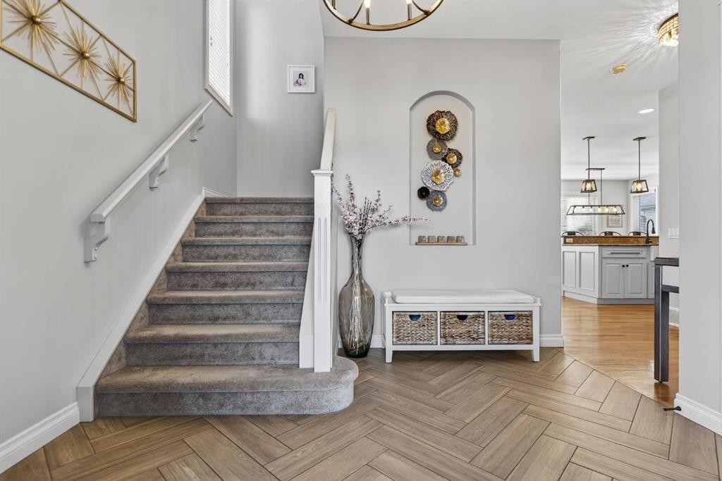 208 Cimarron Drive, Okotoks, AB - Indoor Photo Showing Other Room