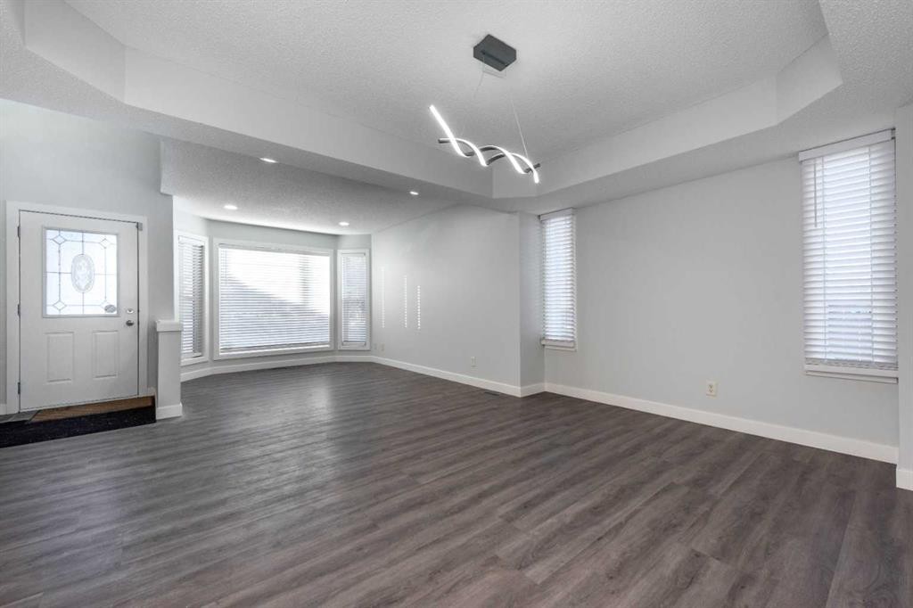 83 Cranleigh Common Se, Calgary, AB - Indoor Photo Showing Other Room