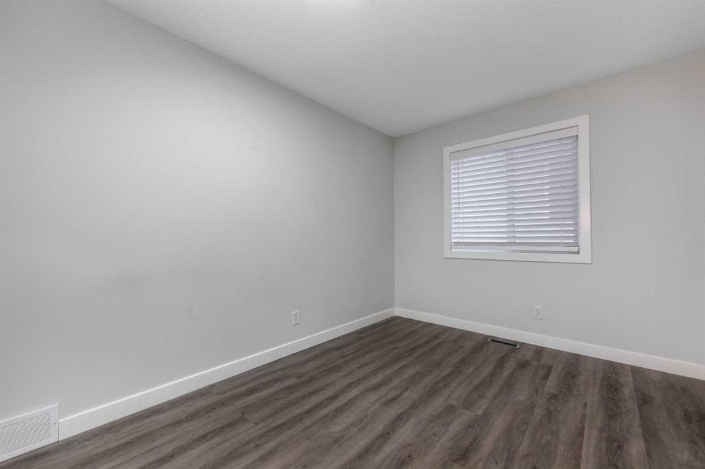 83 Cranleigh Common Se, Calgary, AB - Indoor Photo Showing Other Room