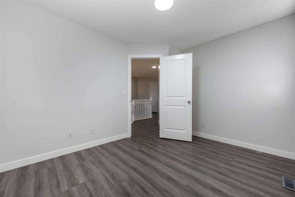 83 Cranleigh Common Se, Calgary, AB - Indoor Photo Showing Other Room