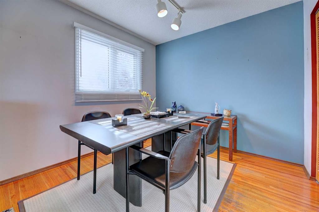 14 Munro Crescent, Red Deer, AB - Indoor Photo Showing Office