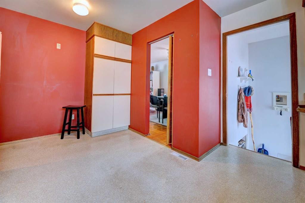 14 Munro Crescent, Red Deer, AB - Indoor Photo Showing Other Room