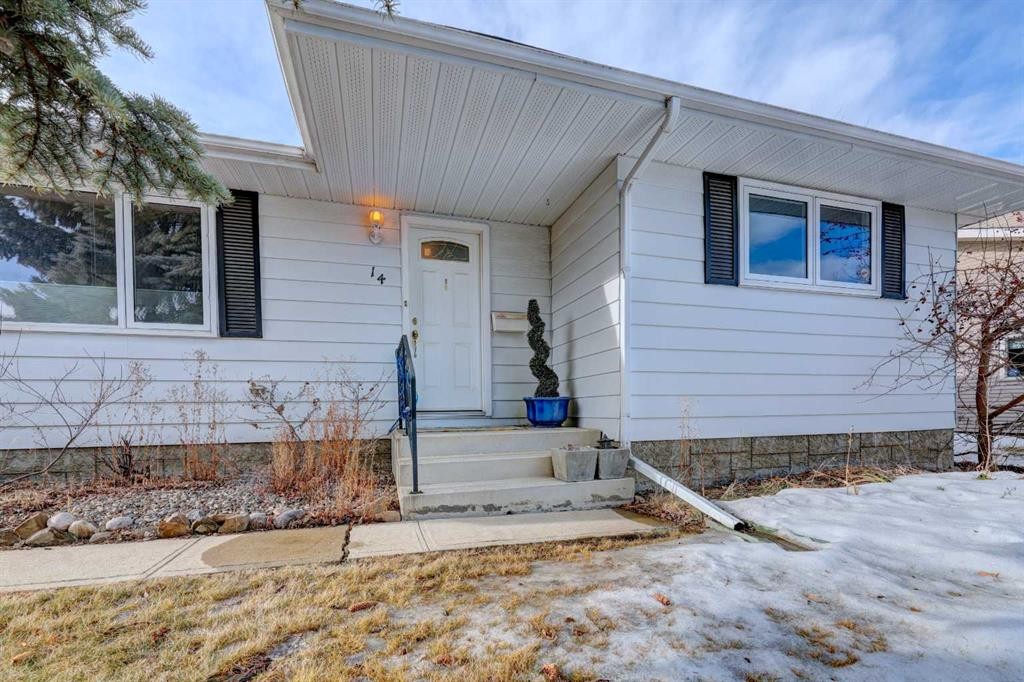 14 Munro Crescent, Red Deer, AB - Outdoor