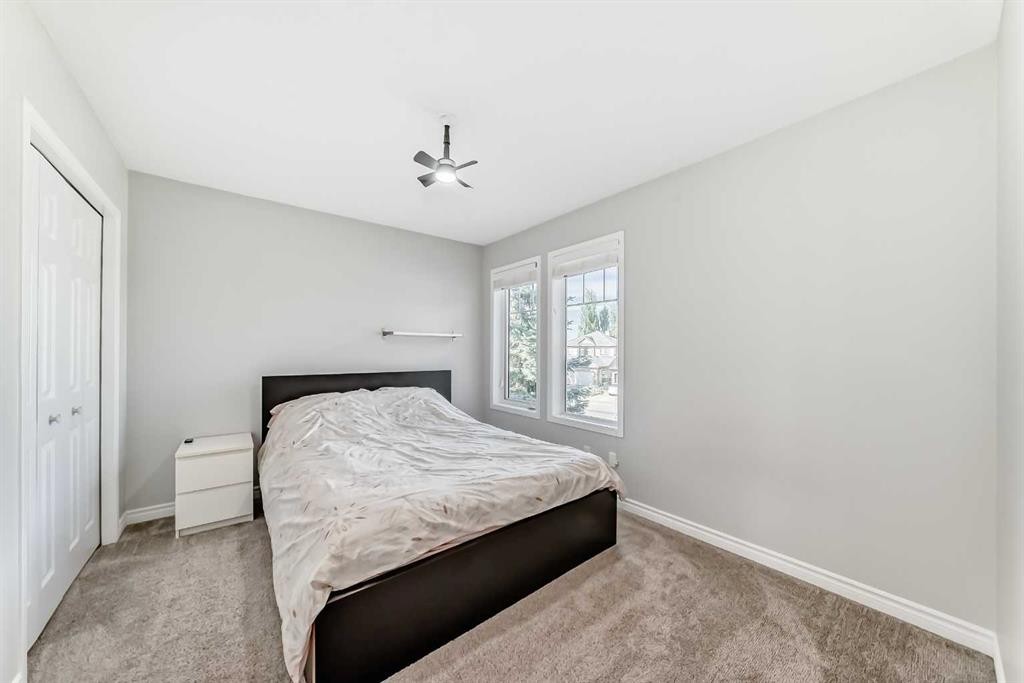 574 Chaparral Drive Se, Calgary, AB - Indoor Photo Showing Bedroom