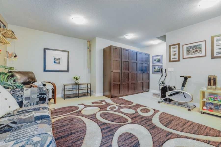 112 Everridge Common Sw, Calgary, AB - Indoor