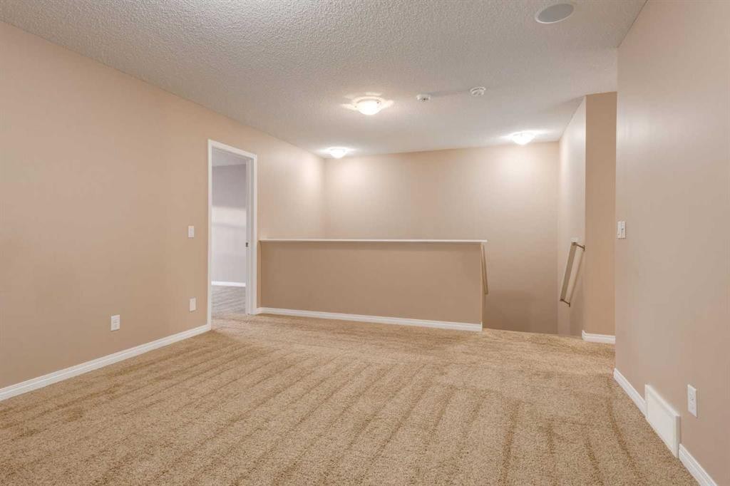 301 Auburn Meadows Boulevard Se, Calgary, AB - Indoor Photo Showing Other Room