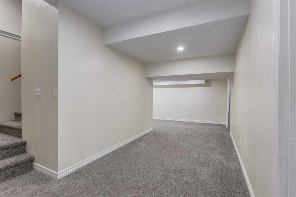 301 Auburn Meadows Boulevard Se, Calgary, AB - Indoor Photo Showing Other Room