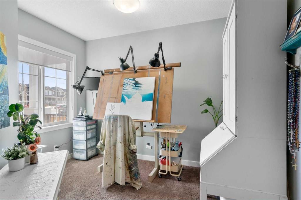 25 Fireside Landing, Cochrane, AB - Indoor Photo Showing Other Room