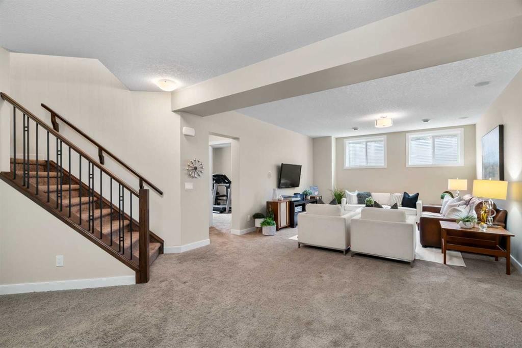 25 Fireside Landing, Cochrane, AB - Indoor