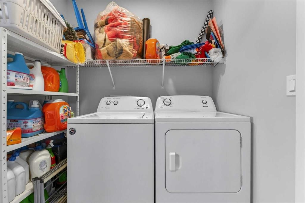 78 Corner Meadows Row Ne, Calgary, AB - Indoor Photo Showing Laundry Room
